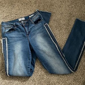 Black Daisy distressed denim